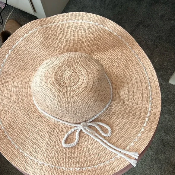 Daisy Fuentes | Accessories | New With Tags Daisy Fuentes  display picture 2